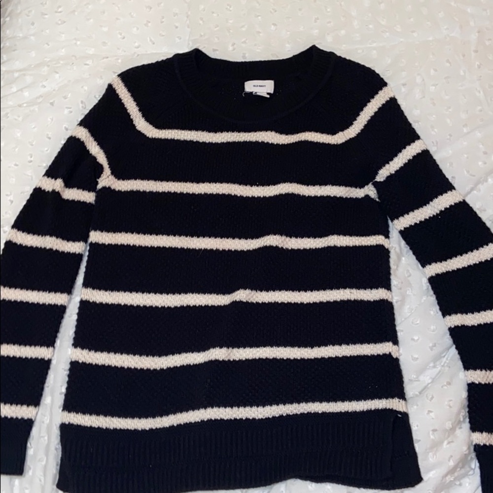 Old Navy Black and White Striped Sweater